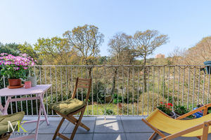 Photo 9- click for photo gallery